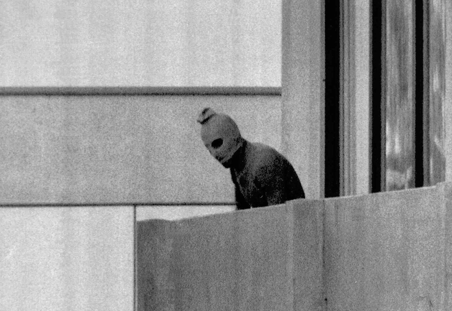 Fotol Palestiina terrorist Müncheni olümpiakülas 5. septembril 1972.