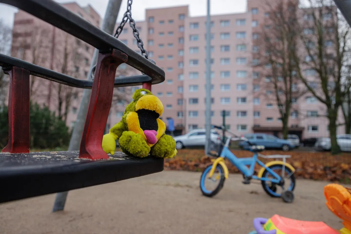 SKA etteheited lastekaitsetöö suhtes puudutasid ka linnaosavalitsuse sisest ja linnaosavalitsuste vahelist koostööd ning võrgustikutööd, mis praegusel kujul ei taga lastekaitseseaduses toodud ülesannete täitmist.