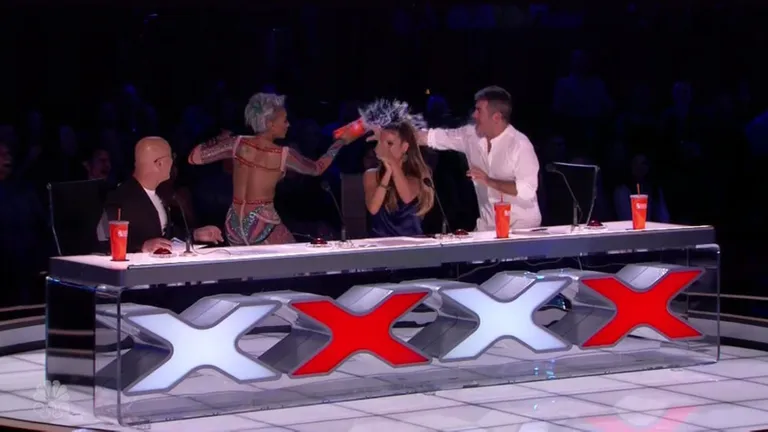 Mel B ja Simon Cowell / Scanpix