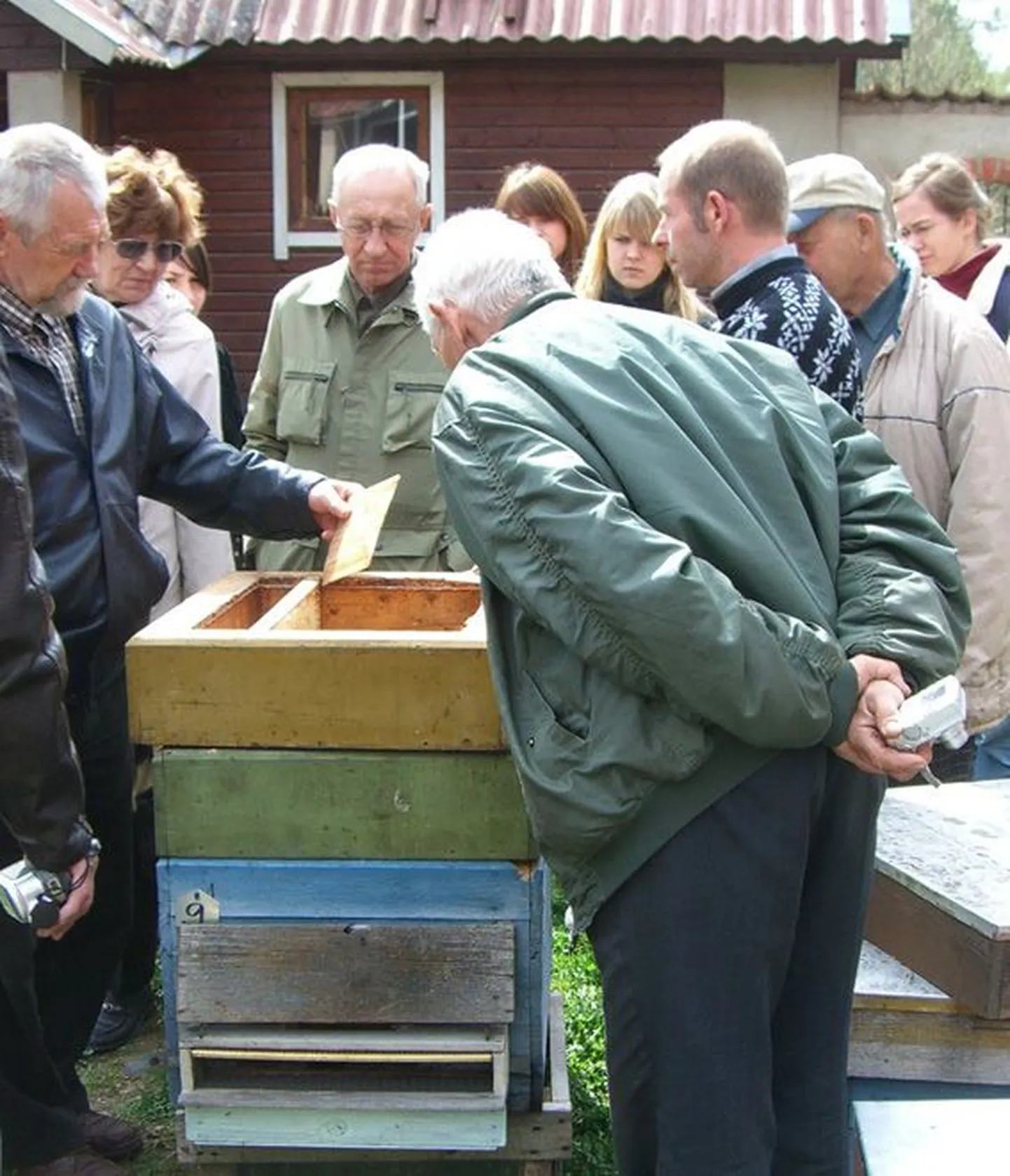 Taali mesila on tuntud üle Eesti ja aeg-ajalt tuleb ka suuremaid külaliste gruppe võõrustada.