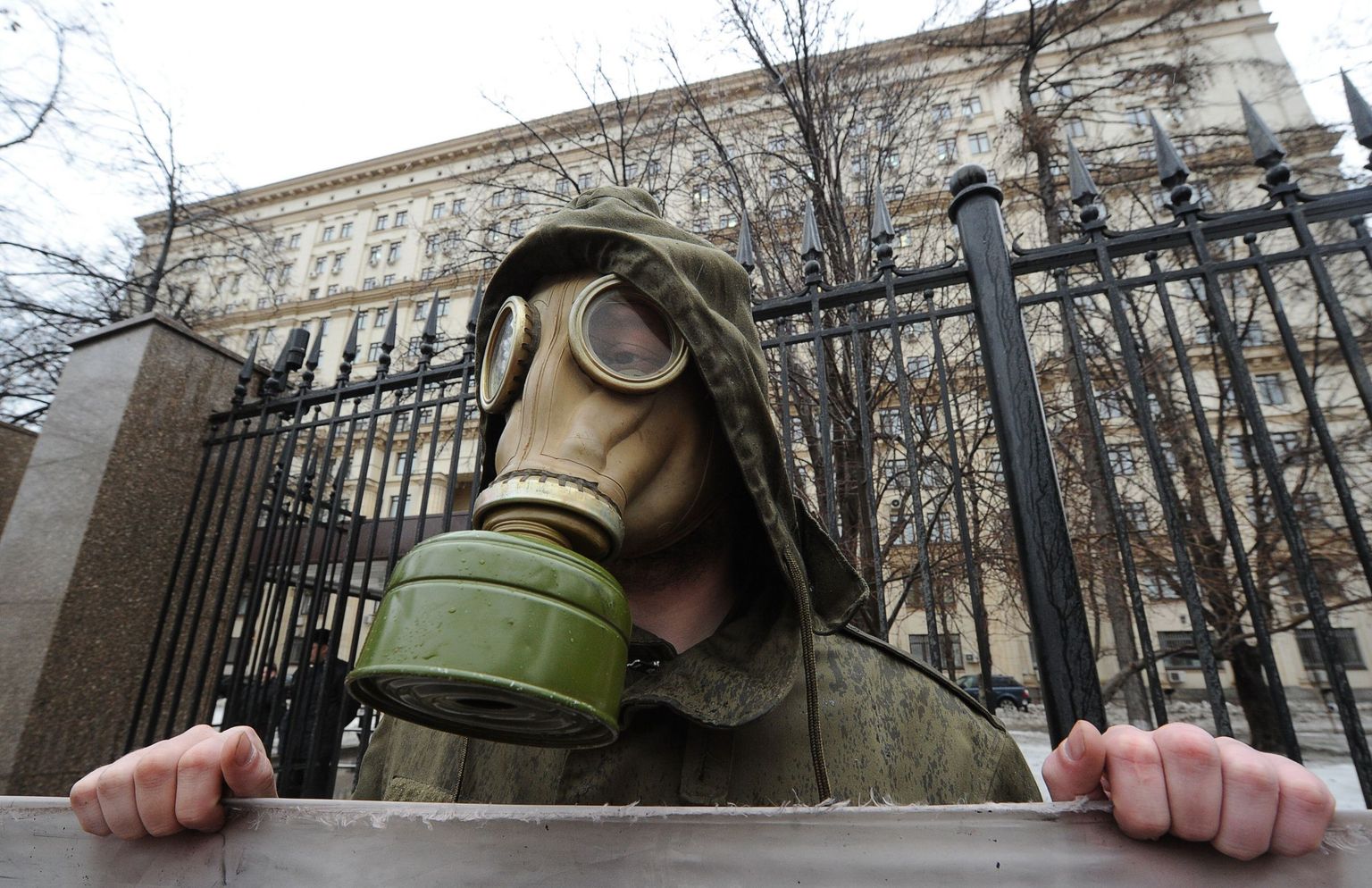 Tuumaenergia kasutamise vastu protesteeriv keskkonnaaktivist mõned aastad tagasi Rosatomi peakorteri juures Moskvas.