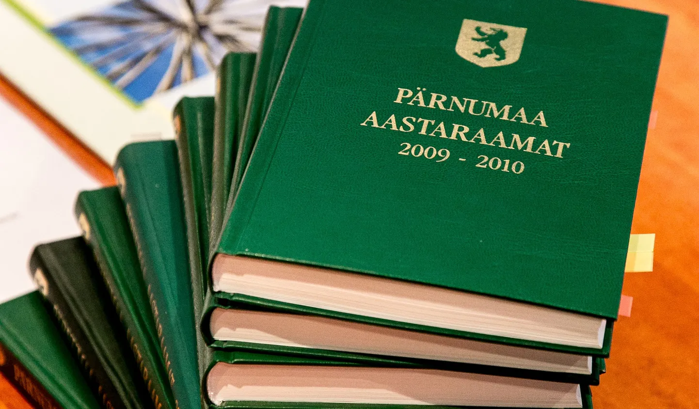 Pärnu maavalitsuses esitleti järjekordset Pärnumaa aastaraamatut.