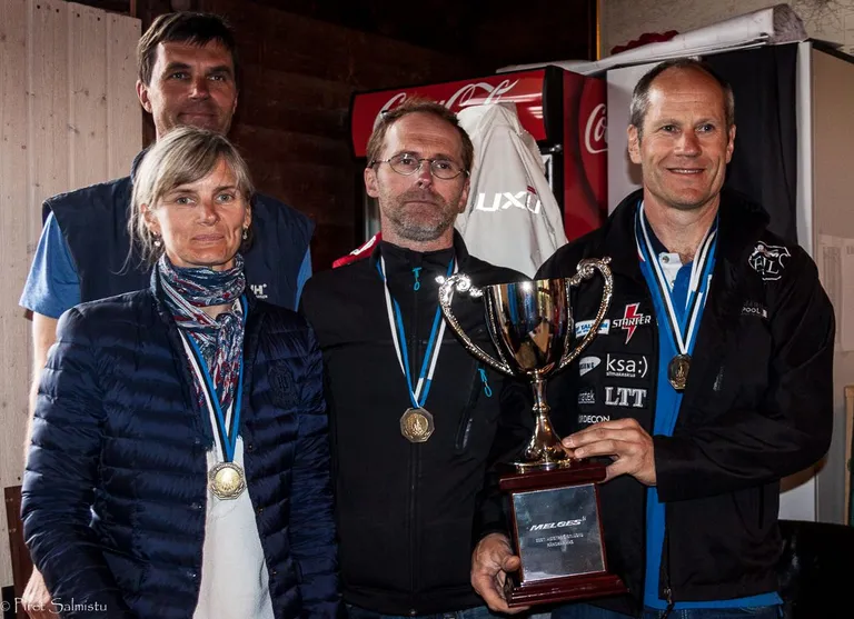 Melges 24 2015.a Eesti meister Lenny EST790 – Tõnu Tõniste, Toomas Tõniste, Andres Rohtla, Tammo Otsasoo ja Maiki Saaring – foto: