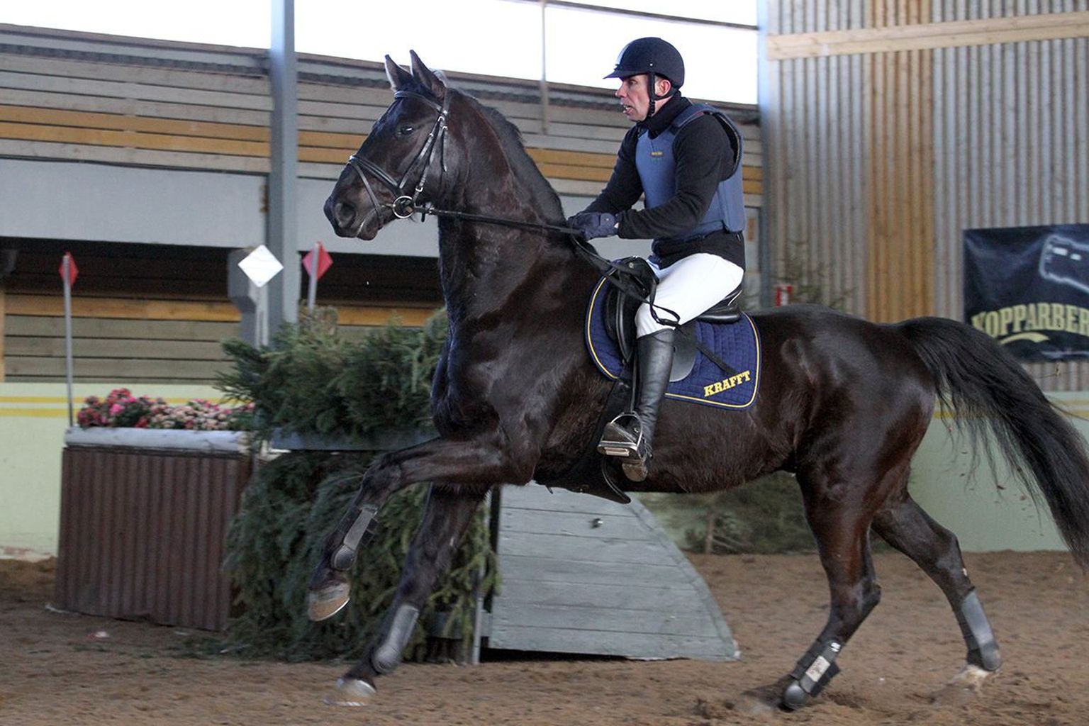 Tartu meistriks kahevõistluses tuli Erkki Hõim hobusel Onyx.