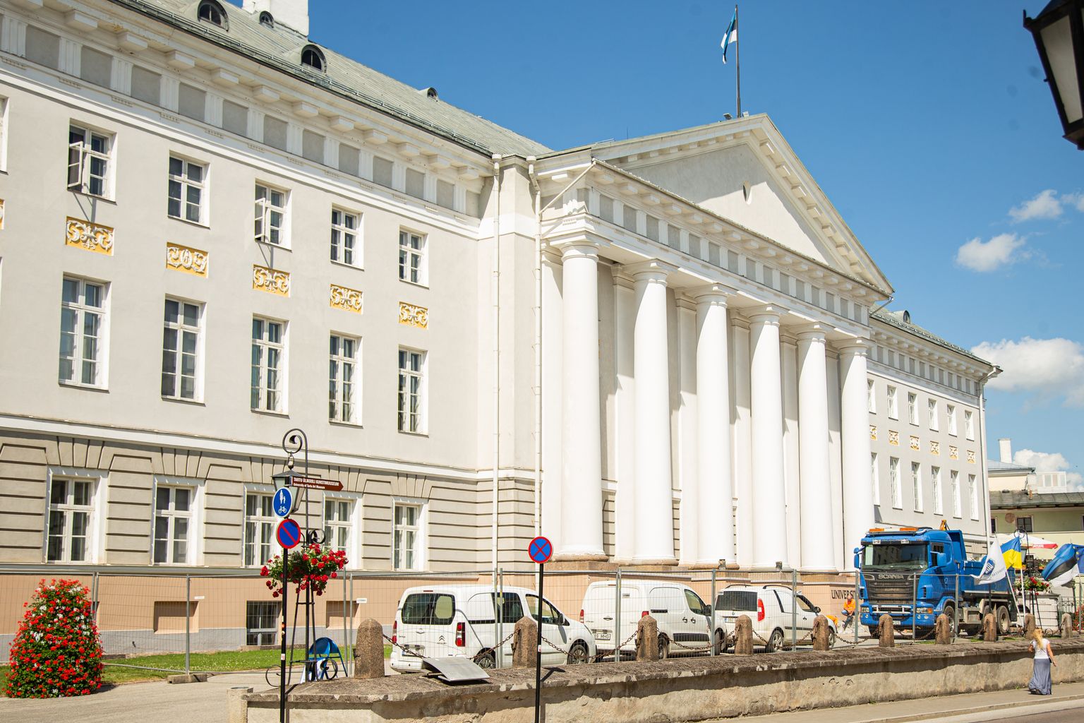 Tartu Ülikooli peahoone.