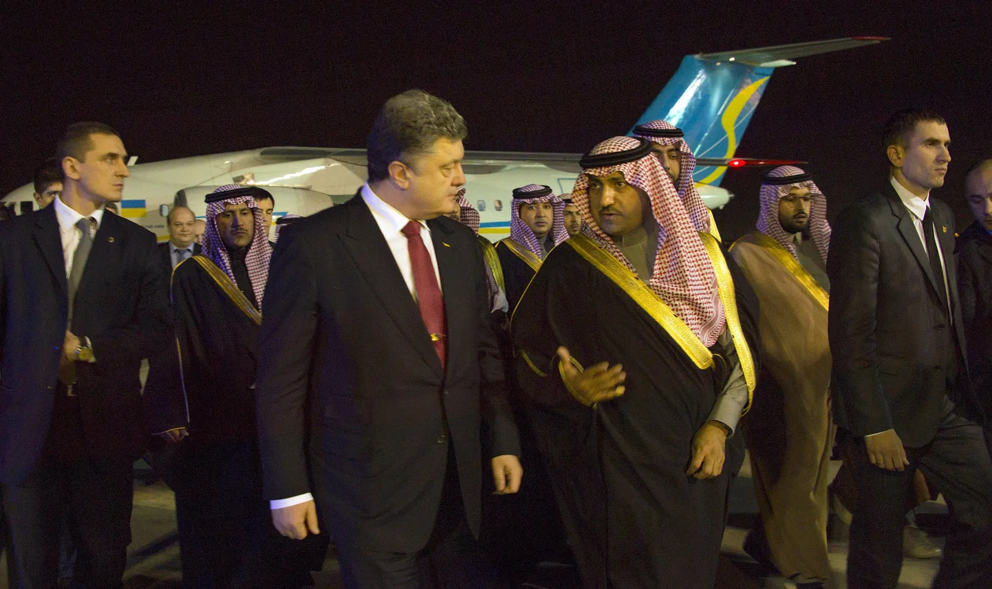 Ukraina president Petro Porošenko koos Saudi printsiga
