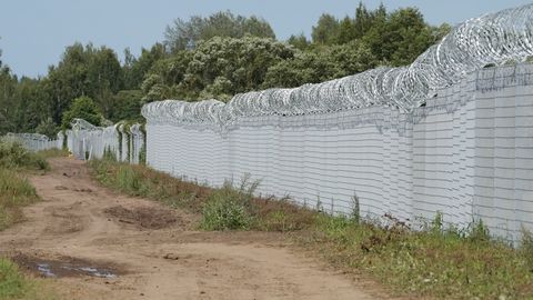 Ceturtdien robežu mēģinājuši šķērsot 106 nelegālie migranti