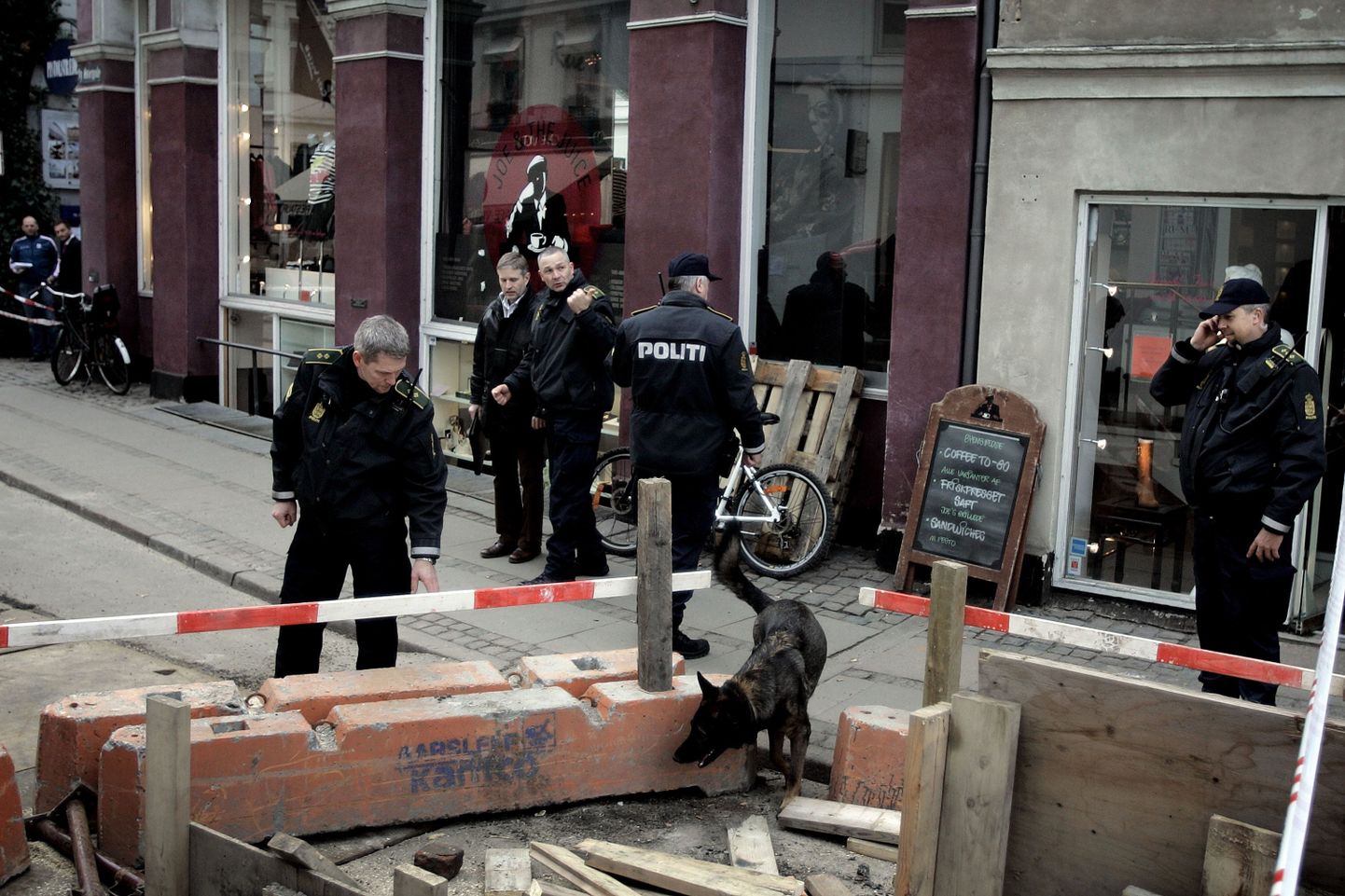Kopenhaageni politsei uurib paika, kus jaanuari lõpus lasti maha üks nn põrguinglitest.