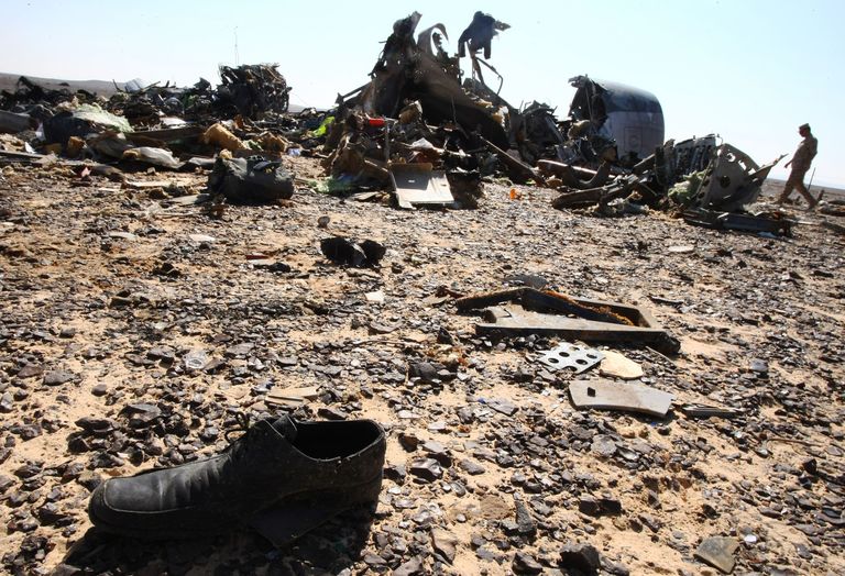 Egiptuses alla kukkunud lennuki rusud. Foto: Scanpix