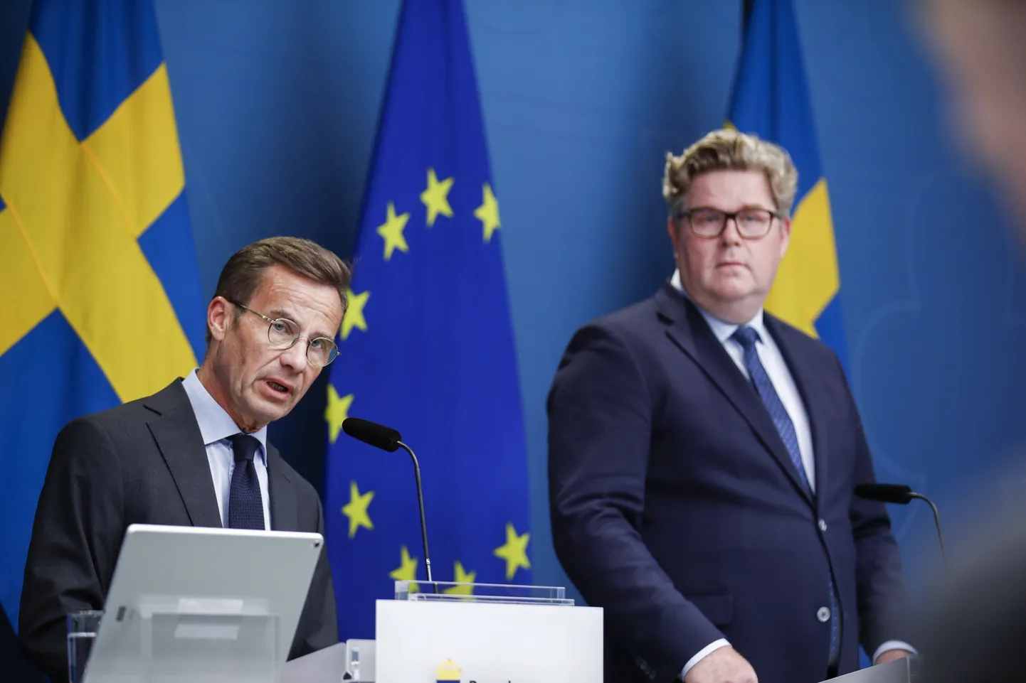 Rootsi peaminister Ulf Kristersson kõneles teisipäeval julgeolekuteemalisel pressikonverentsil, millest võttis osa ka justiitsminister Gunnar Strömmer