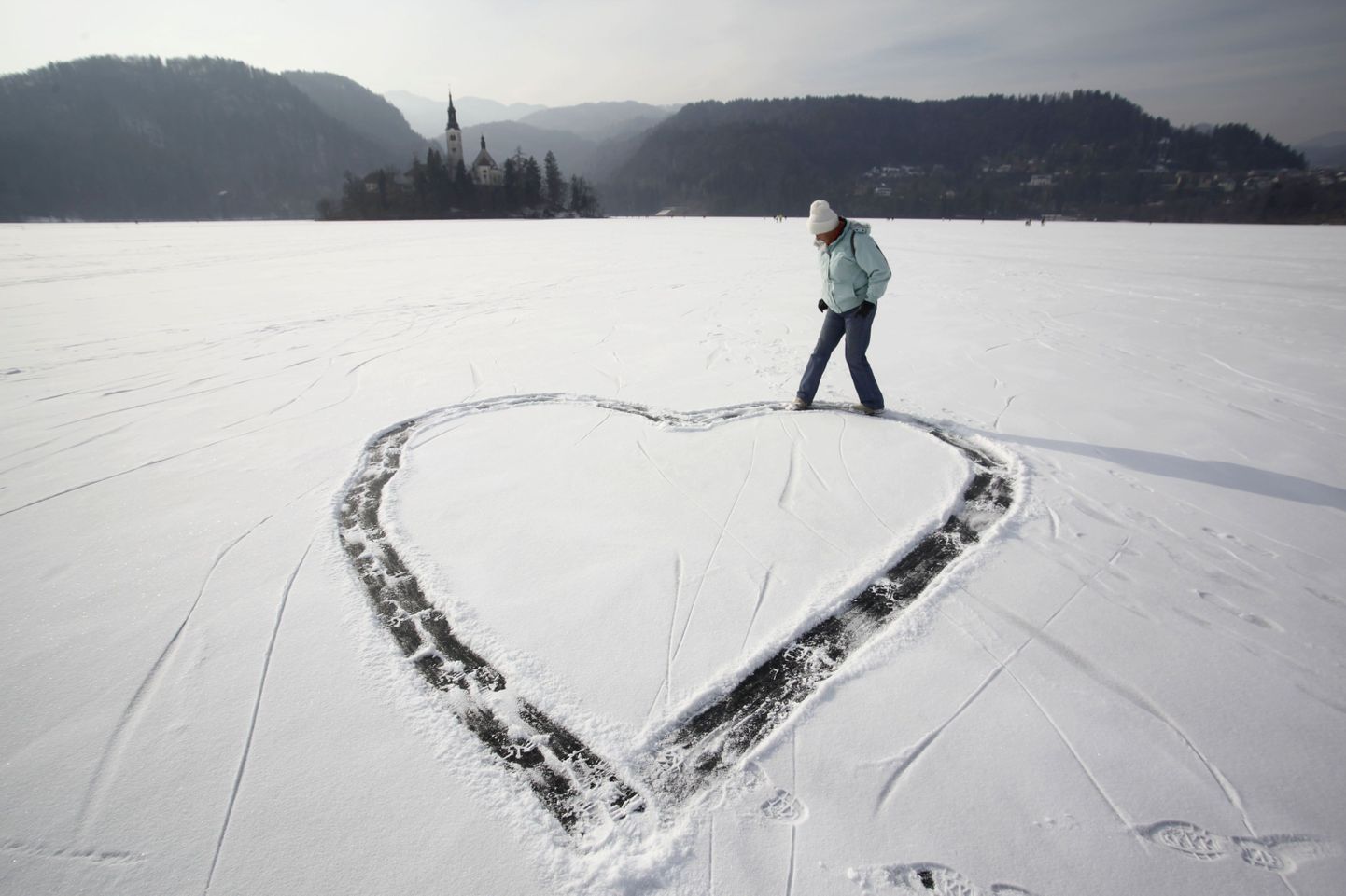 Talverõõmud Loode-Sloveenias Bledi järvel.