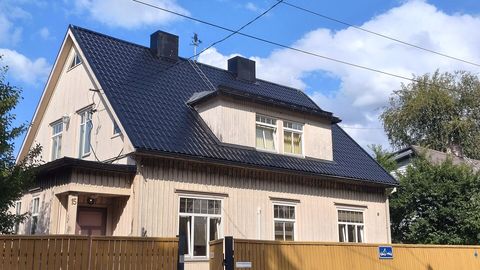 PIILUB JA SALAKUULAB ⟩ Tallinnas Kristiine linnaosas tuli müüki iseäraliku lisaga maja