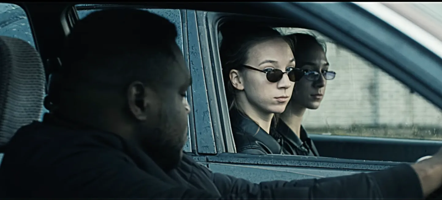 Eskobrosi eepilise märulifilmi «Topelt Turbo» treiler, mis ootab Hooandjas ühisrahastust