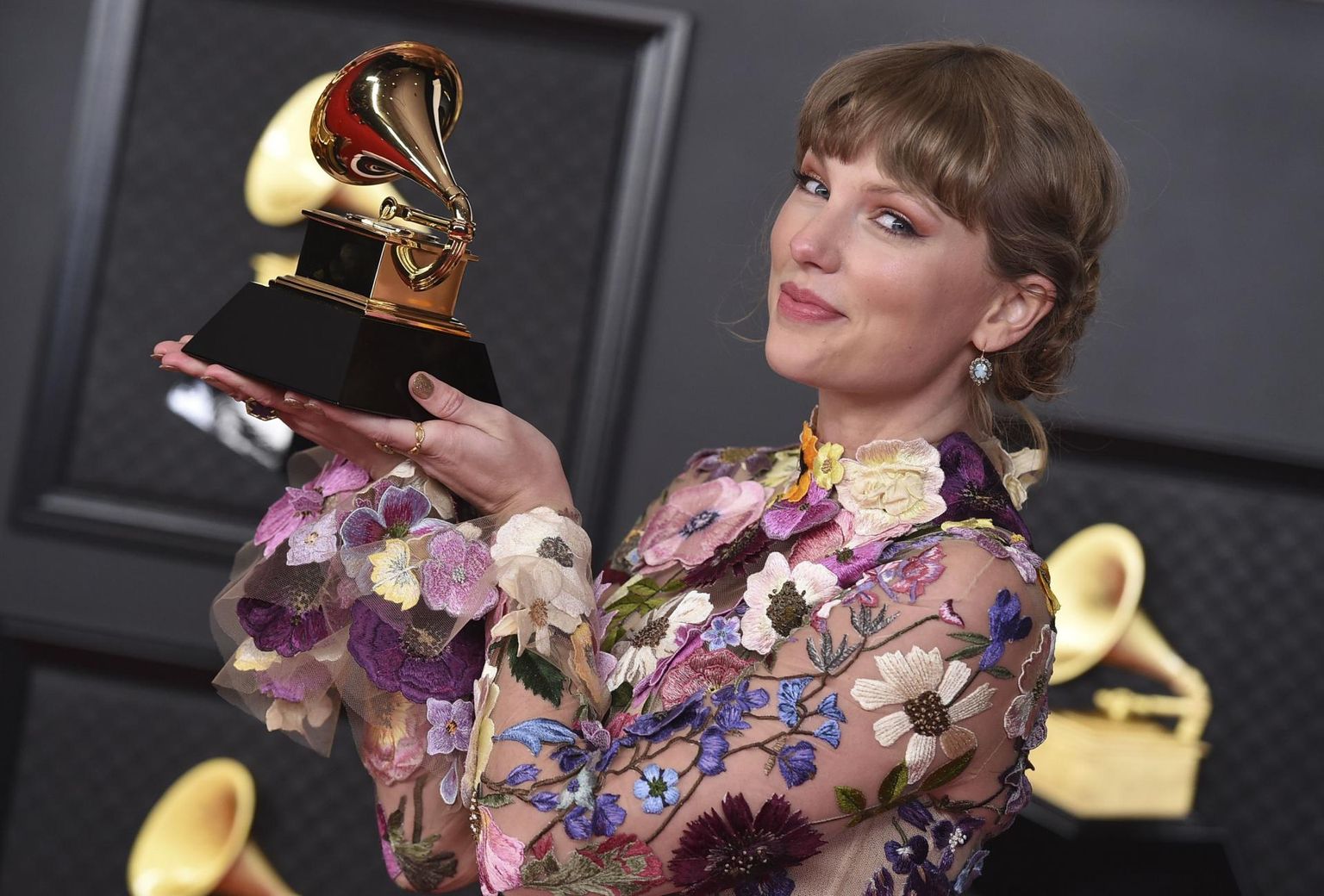 Taylor Swift mullu Grammy auhindade jagamisel.