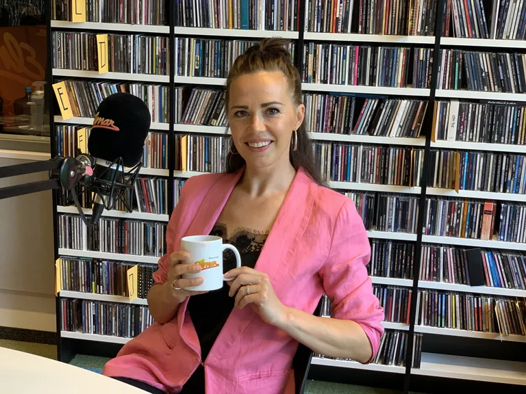 Helen Randmets külas raadio Elmar hommikuprogrammis "Ärka, kaunis maa!"