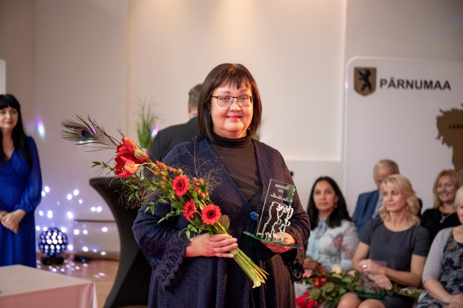 Год назад Кайе Раудкиви на розовой ковровой дорожке получила награду как лучшая воспитательница детского сада в Пярнумаа.