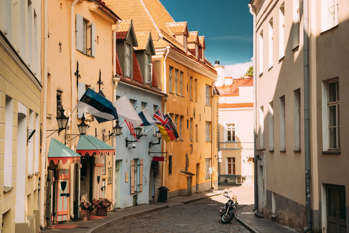 Pilt on illustratiivne. Tallinn, Pühavaimu tänav