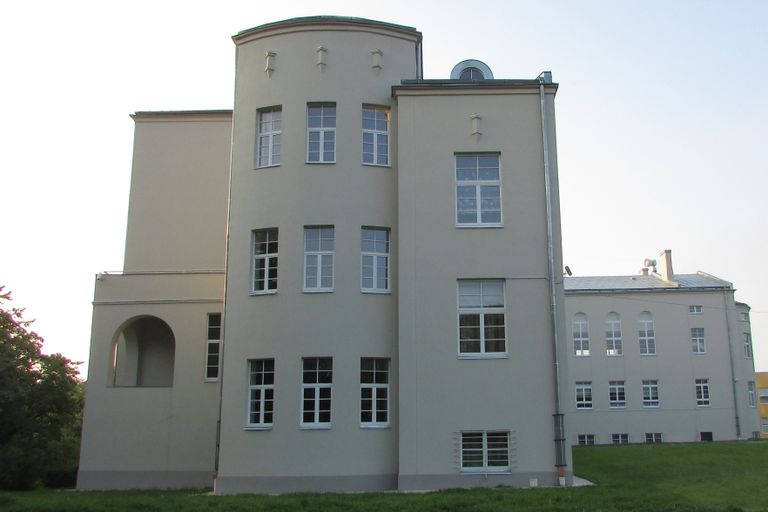 Здание Рижской 19 средней школы, 2016 год