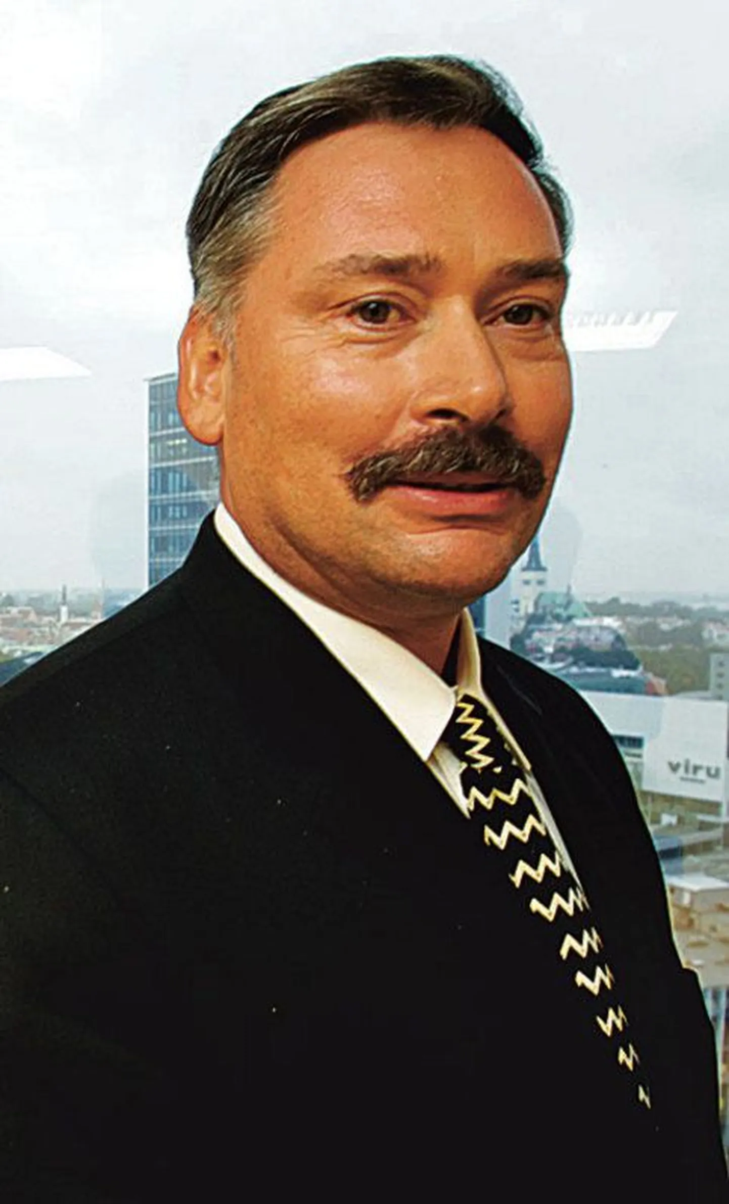Leon Glikman