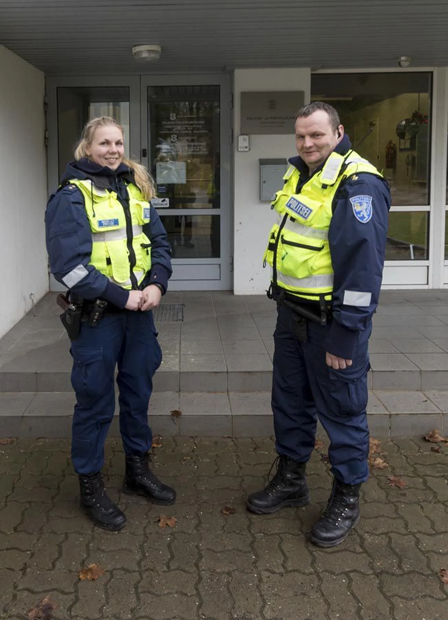 Teisel jõulupühal päästeameti Viljandi komandos valvet pidanud inspektor Mari-Ly Proosi ja vanemkomissar Andrus Pulsti rõõmustas saabunud jõulurahu väga.