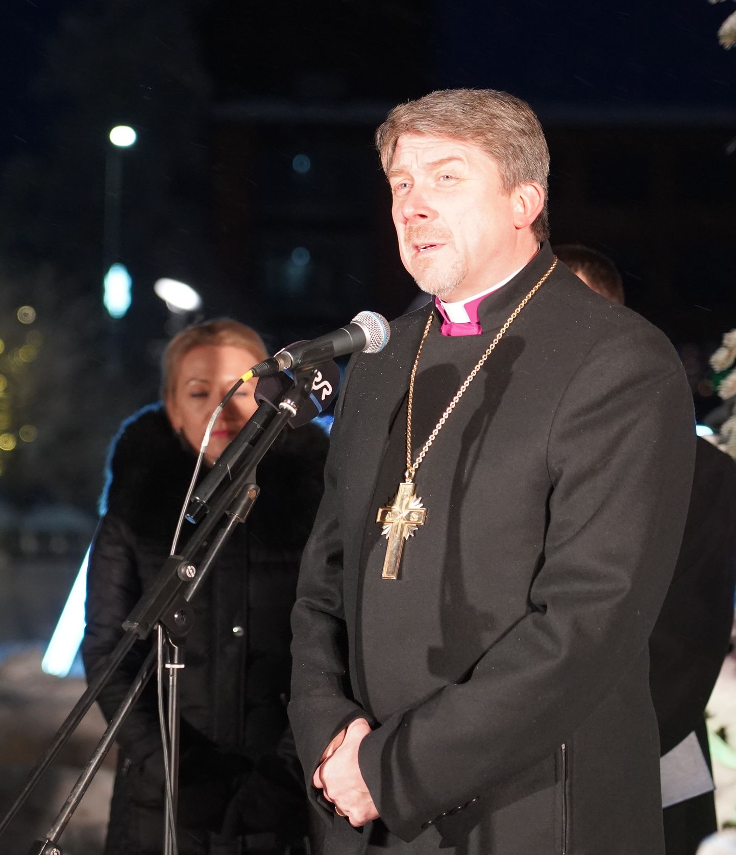 EELK peapiiskop Urmas Viilma kuulutas Jõgeval välja jõulurahu kogu Eestile
