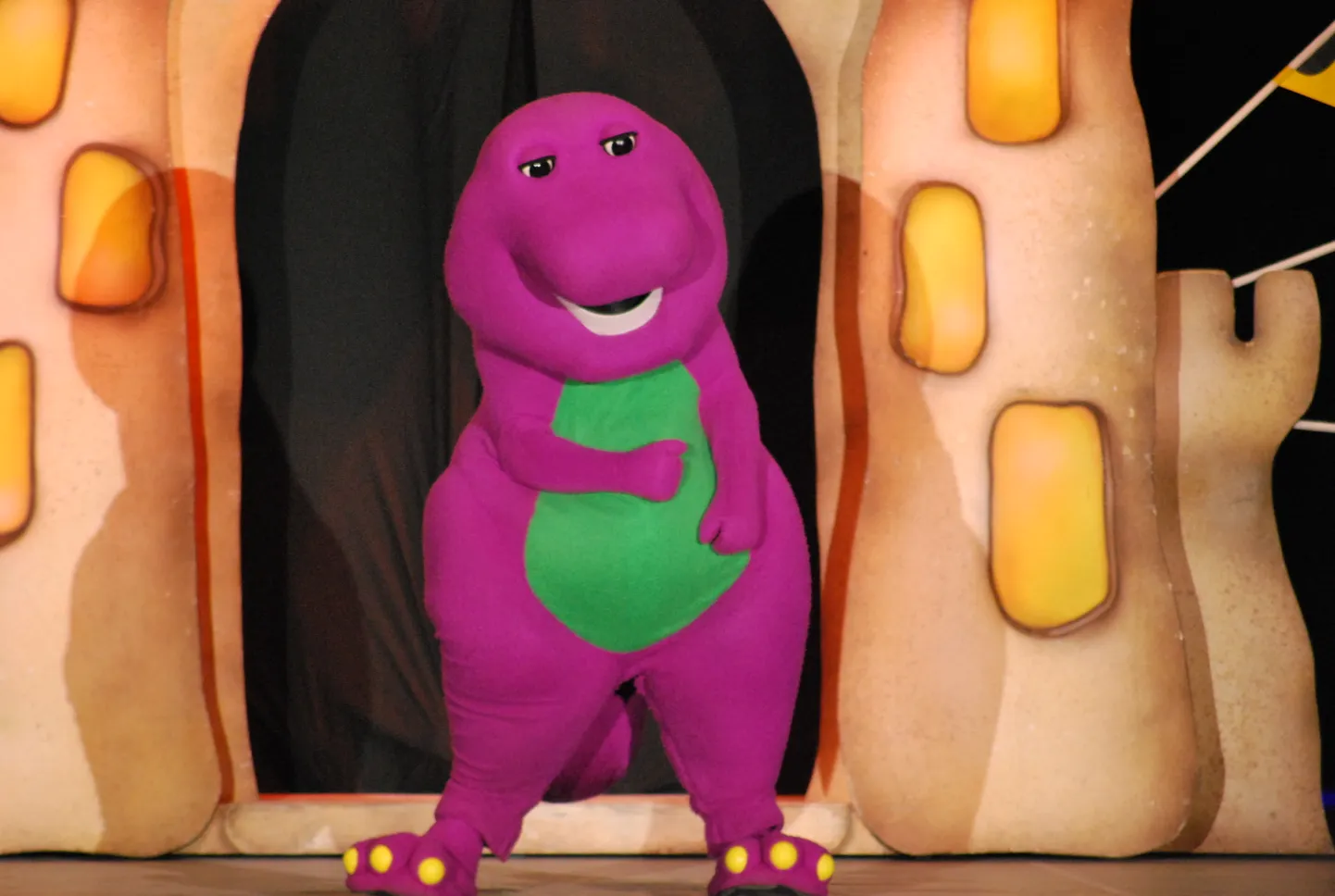 Laulev lilla dinosaurus Barney.