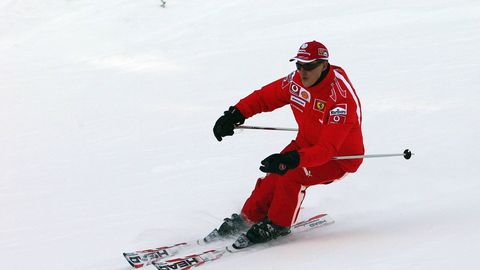 Michael Schumacher sai eksperimentaalravi ning pääses haiglast välja 