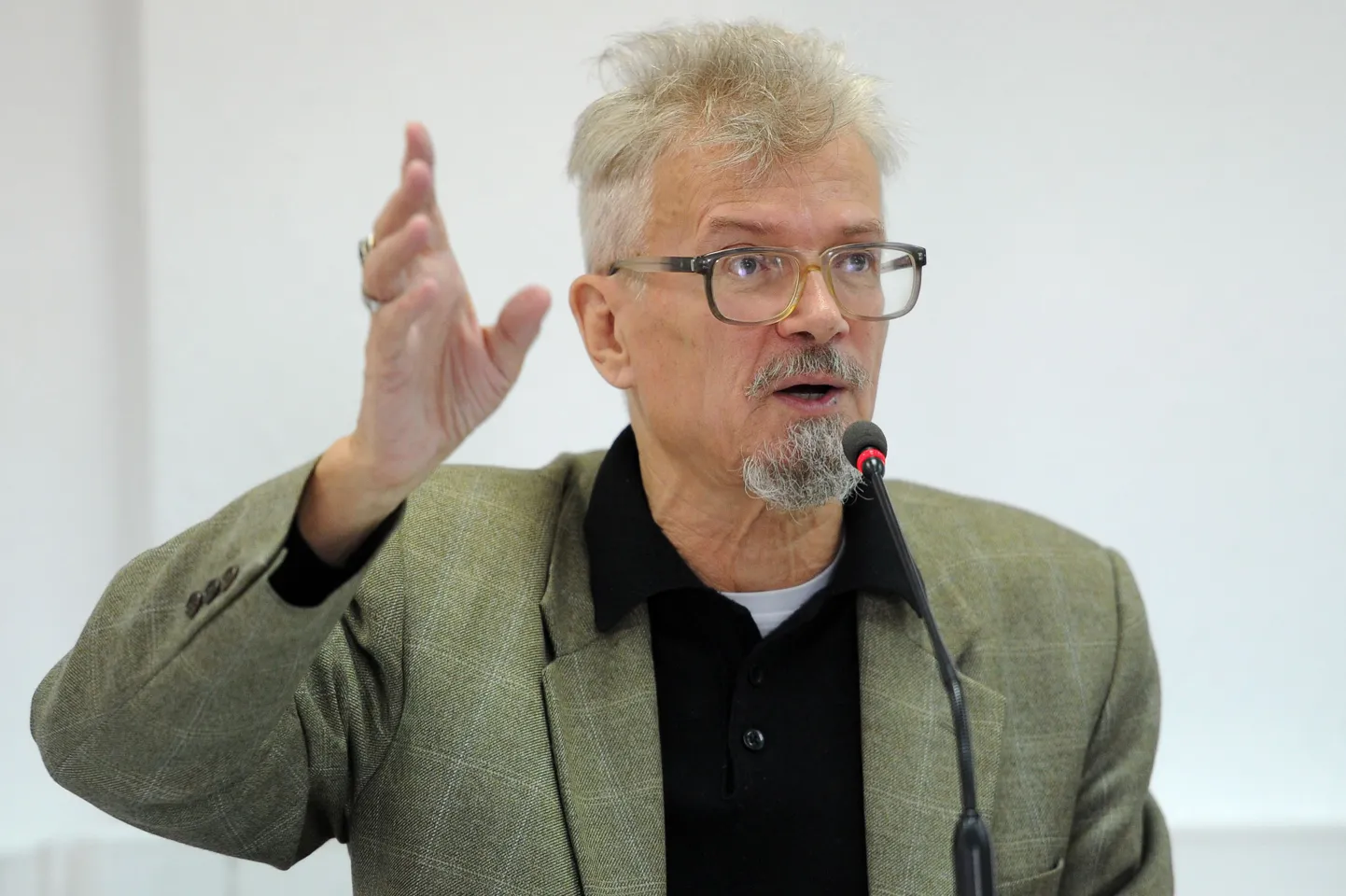 Eduard Limonov.