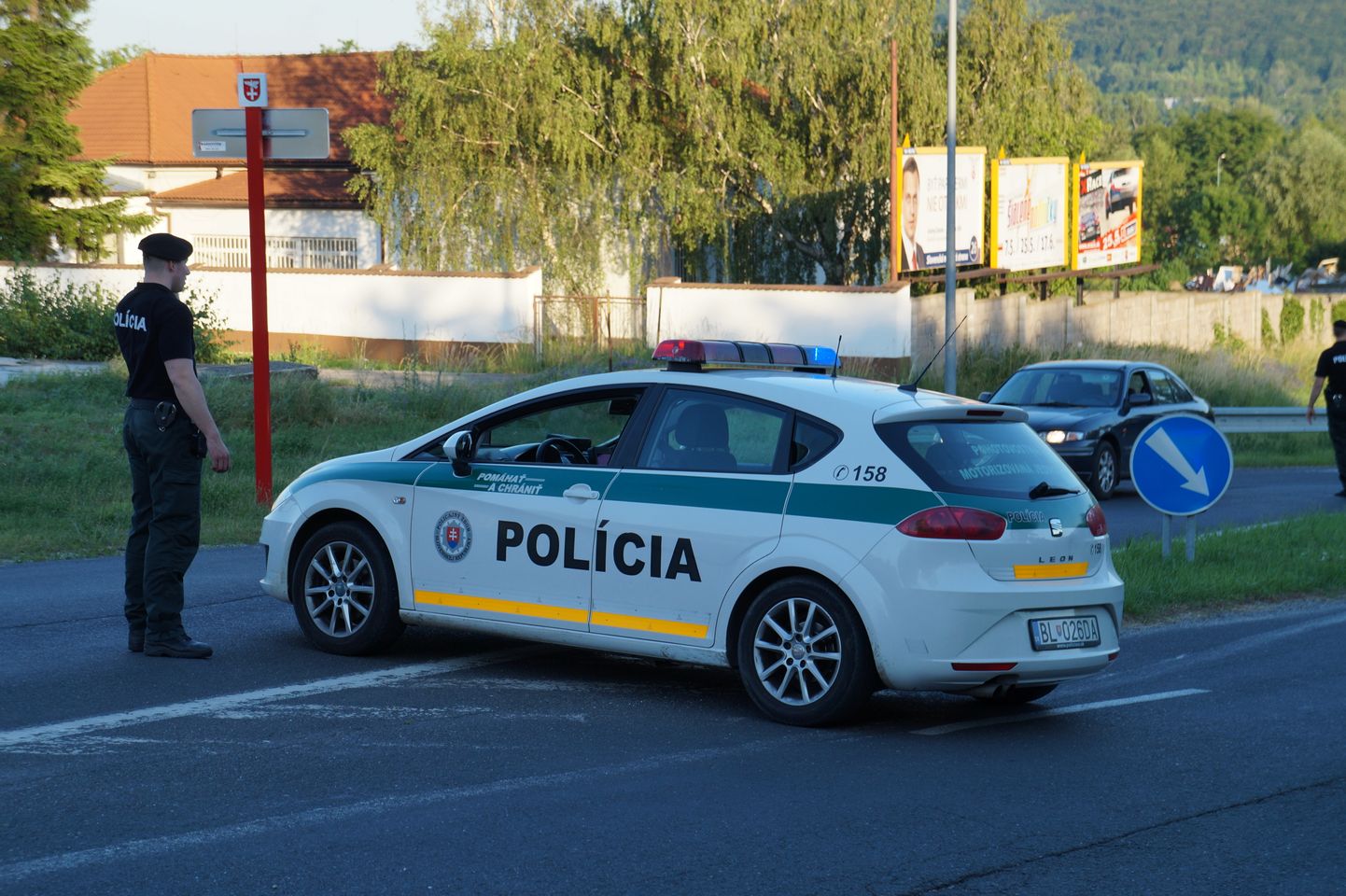 Slovakkia politseinik tööpostil.
