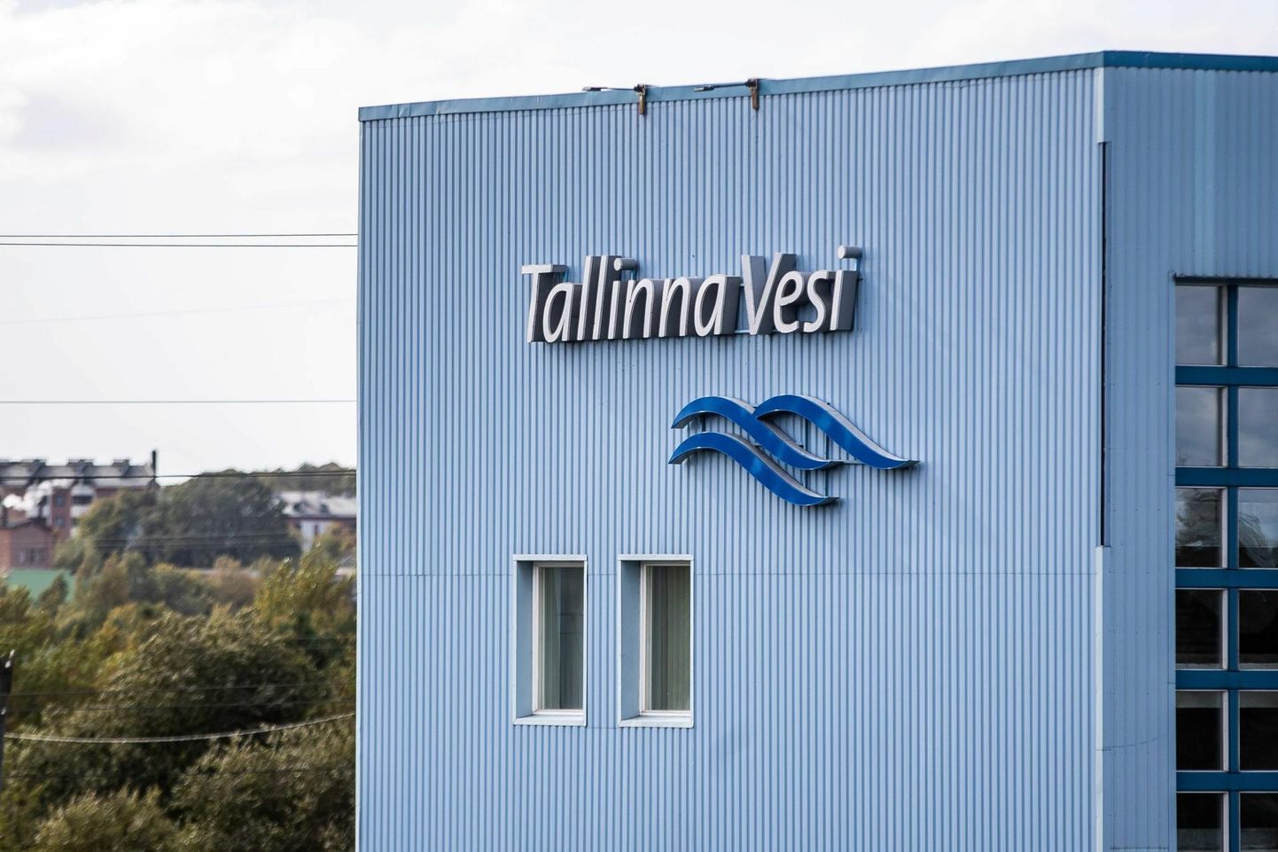 Tallinna Vee tarbijatel õhus on kallima vee oht. Paljassaare puhastusjaam.