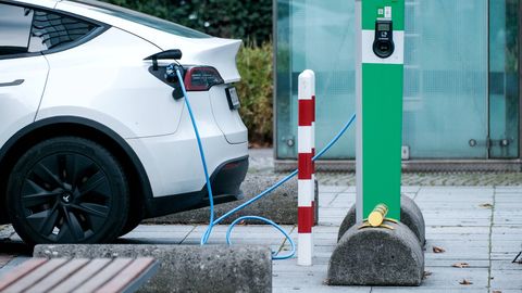 Euroopa elektriautode arv kasvas eelmisel aastal poolteist korda