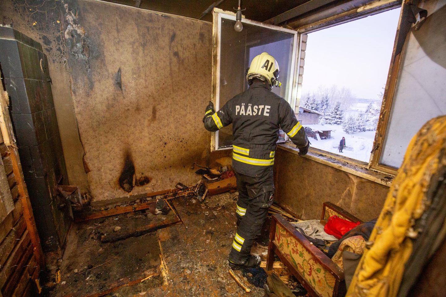 Ülde külas asetleidnud tulekahju sai päästeameti menetlus­spetsialistide andmetel alguse põrandalt.