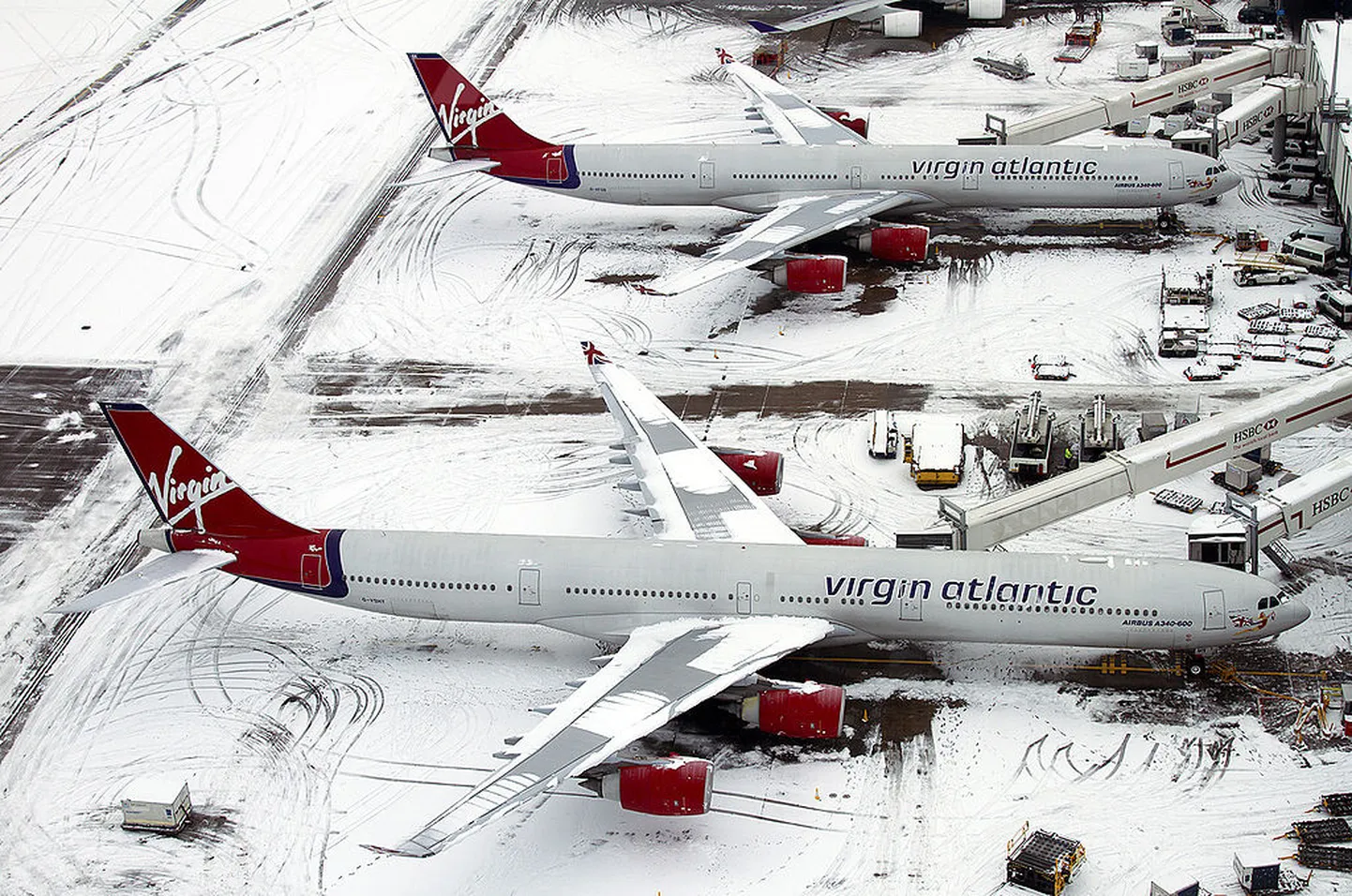 Virgin Atlanticu Airbus 340 lennukid. Foto on pärit aastast 2010.
