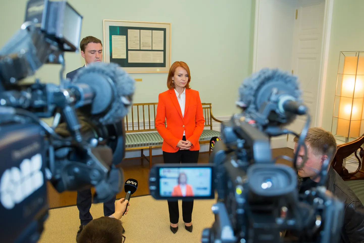 Keit Pentus-Rosimannusele läks Autorollo pankrotiasi maksma välisministri koha, kuna ta otsustas ise kohtuasja tõttu tagasi astuda.