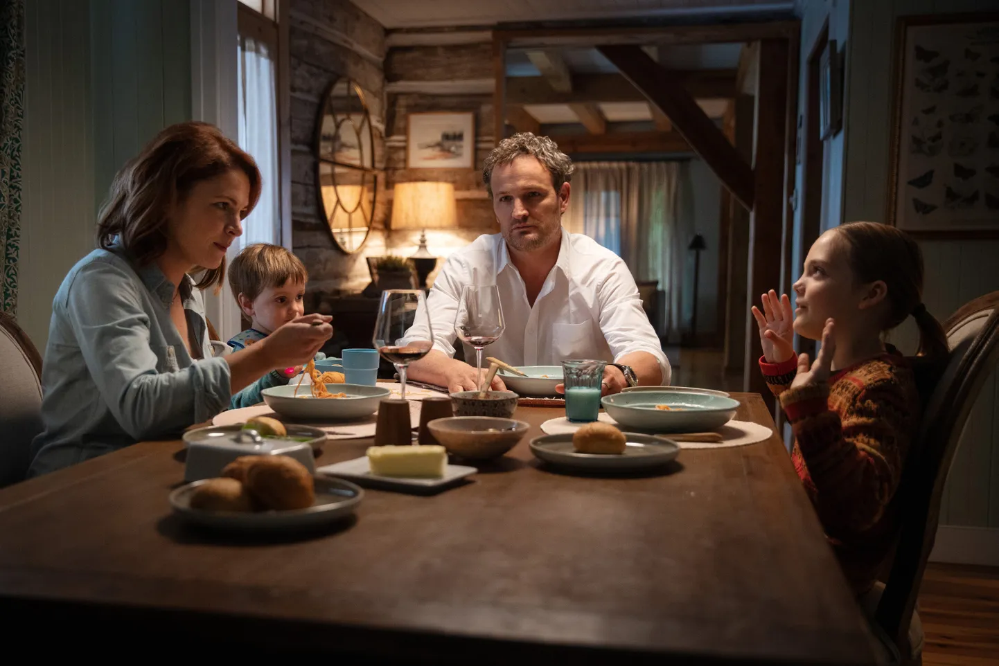 «Lemmikloomasurnuaid» näitejad Jason Clarke, Jete Laurence, Amy Seimetz ja Lucas Lavoie