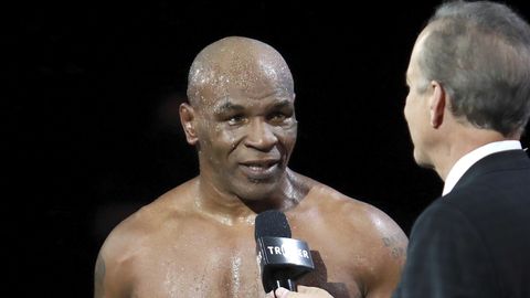 Mike Tyson jälitas reporterit, kes kartis, et poksija võib tal lihtsalt käe otsast rebida