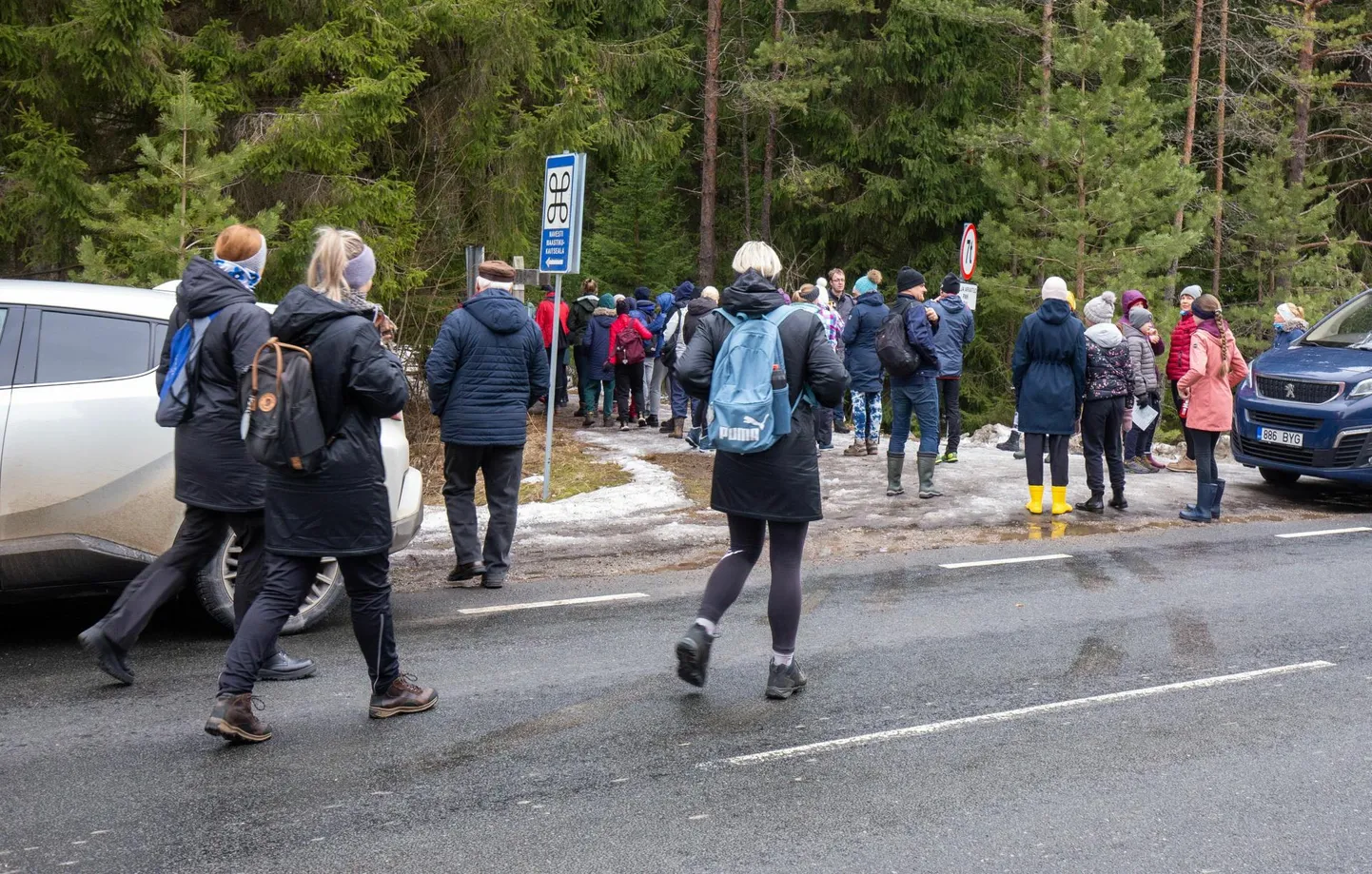 Sakala tee matkale startis üle 150 kõndija. 