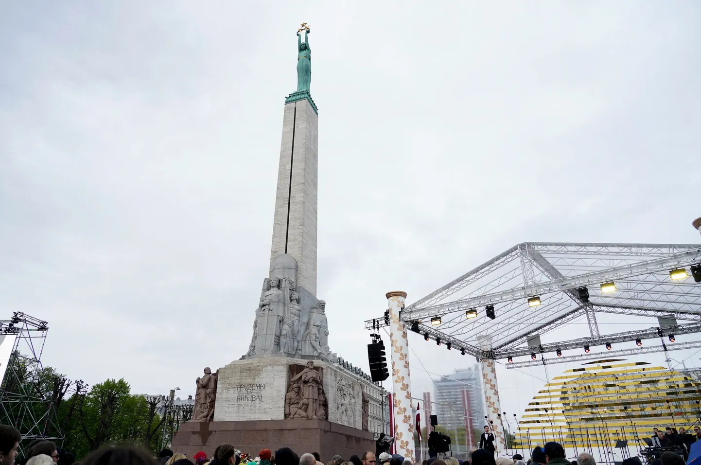 Памятник Свободы 4 мая 2025 года