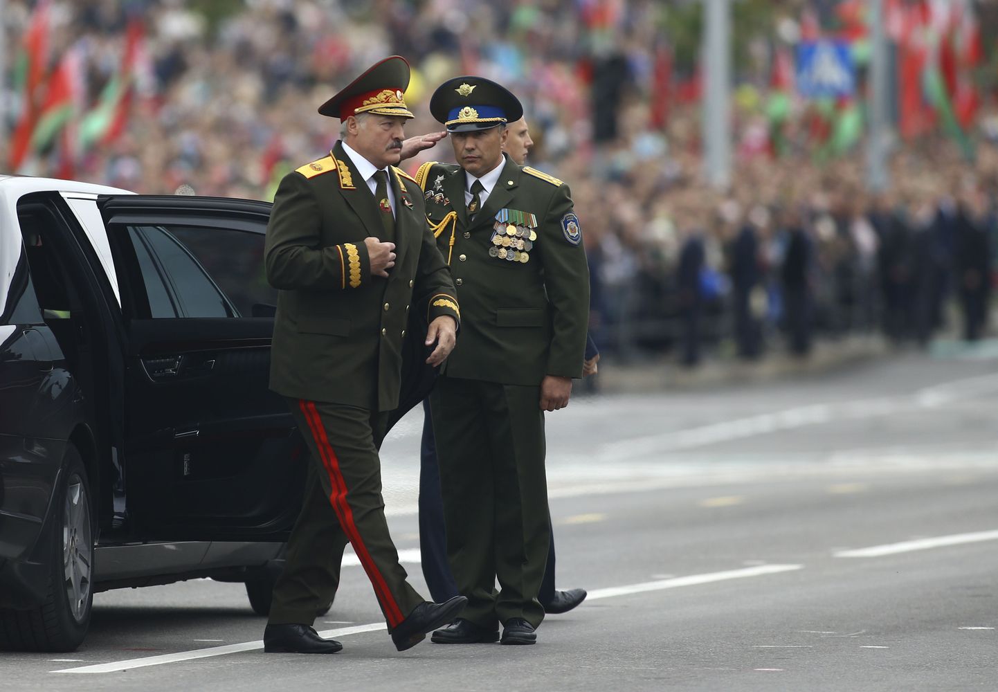 Aleksandr Lukašenka saabumas tänasele iseseisvuspäeva paraadile.