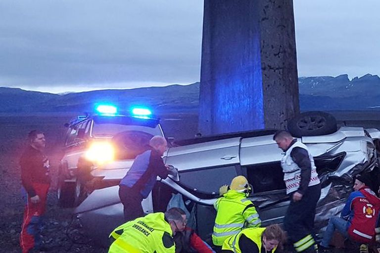 Islandil hukkus liiklusõnnetuses kolm Briti turisti.