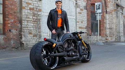ERAKORDNE ⟩ «Mul on elutoas üle saja Harley-Davidsoni...» Motor Weekendi eel avas uksed mees, kelle kirge ei peatanud ka kõrivähk