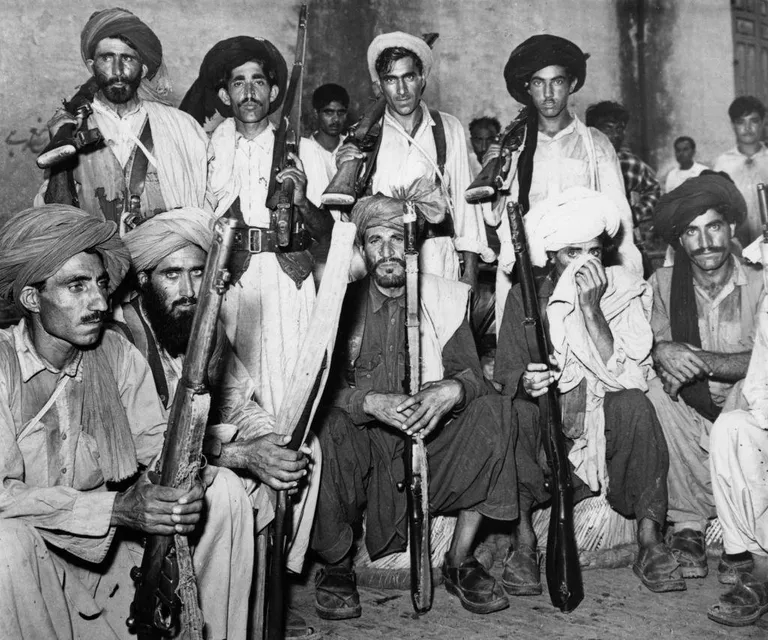 Вооруженные представители племен провинции Вазиристан сражались с индийской армией во время войны 1965 года
