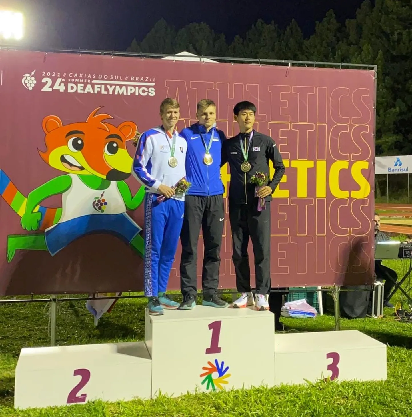 Олимпийский чемпион Танель Виснап.