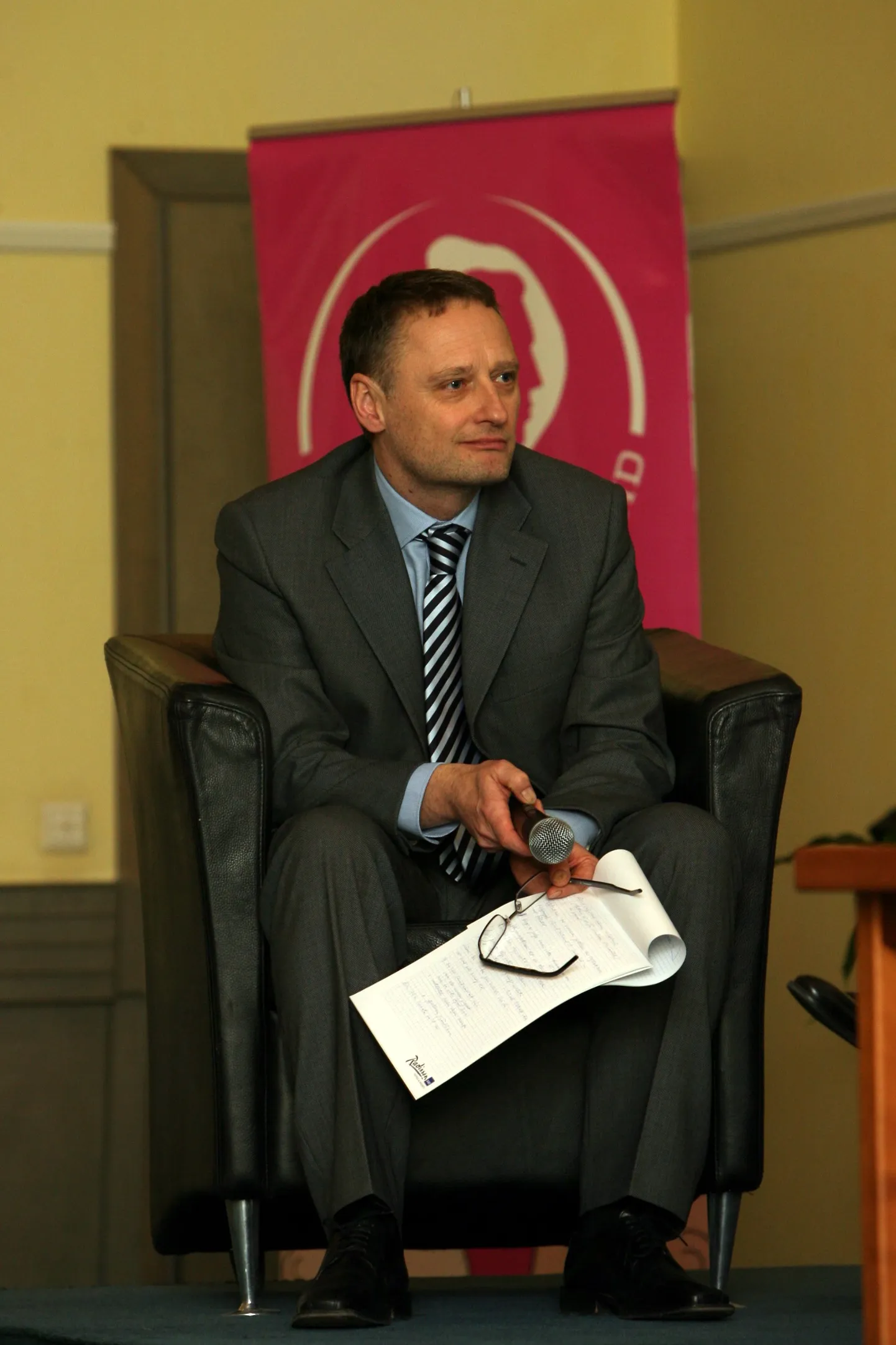 Tõnis Arro.