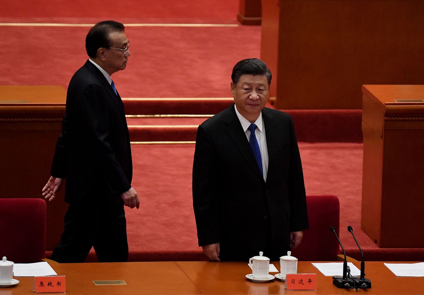 Hiina president Xi Jinping (esiplaanil) ja peaminister Li Keqiang (tagaplaanil) 9. oktoobril 2021.