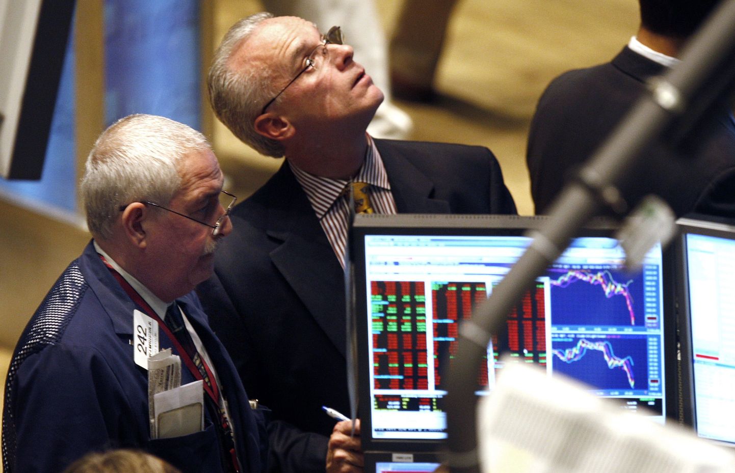 Maaklerid jälgivad Wall Streetil börsiindeksite kukkumist