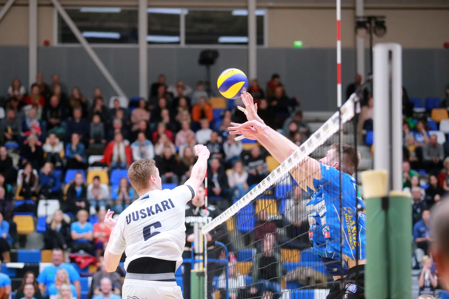 Võrkpall: Saaremaa VK - Bigbank Tartu