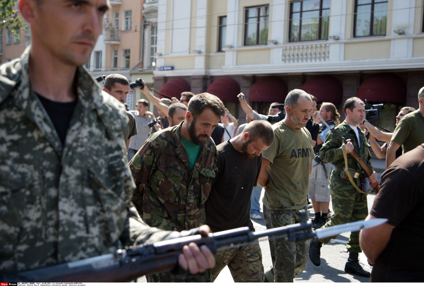 Vangide «paraad» Donetskis 24. augustil, kui Ukraina tähistas iseseisvuspäeva.