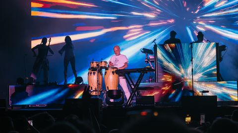 Moby Performs to 15,000 in Estonia, Demonstrating Enduring Appeal
