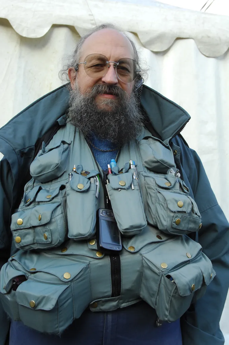 Анатолий Вассерман.